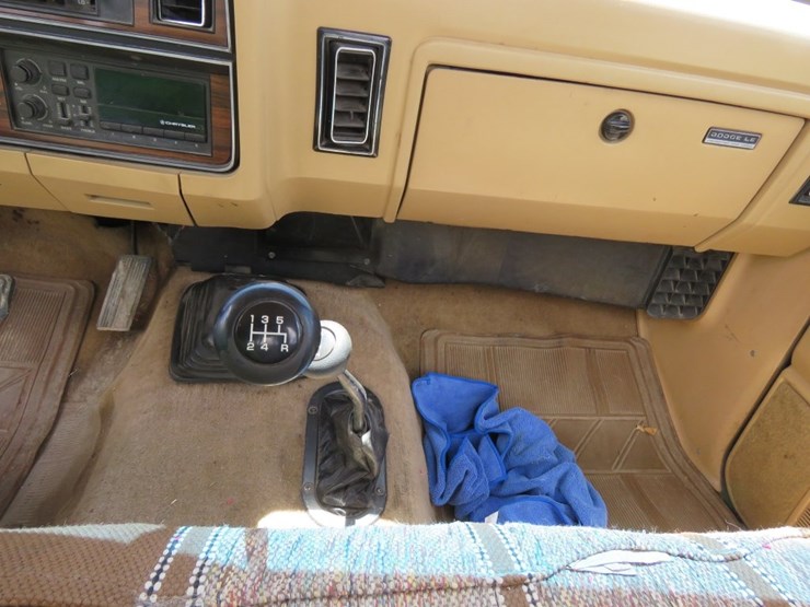 1989-dodge-ram-250-image-12