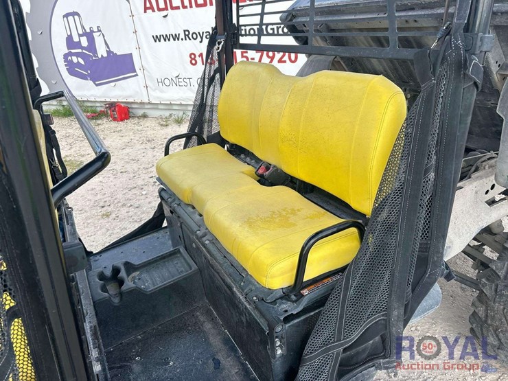 john-deere-gator-image-13