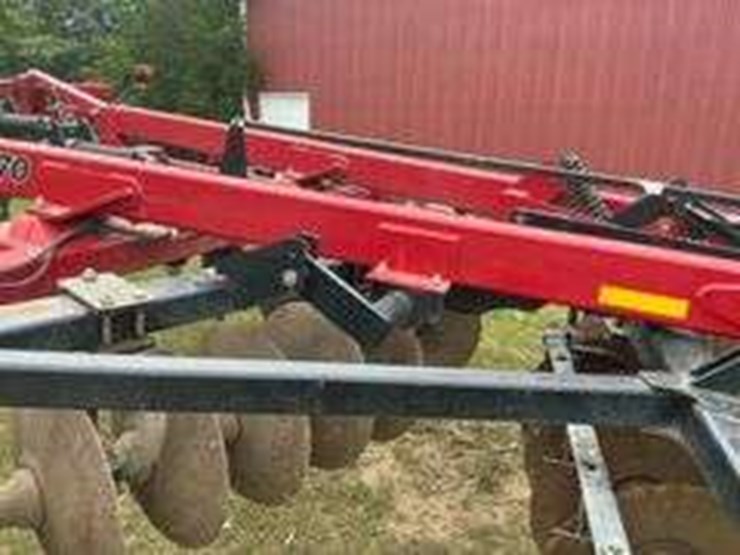2011-case-ih-870-ecolo-tiger-disk-ripper-7-shank,-spring-loaded-shanks,-hyd.-front-discs,-image-6