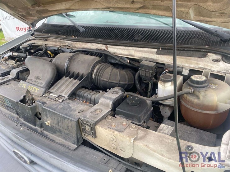 2006-ford-e350-image-9