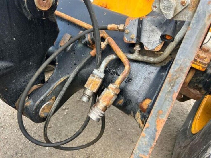 2019-jcb-409-image-35