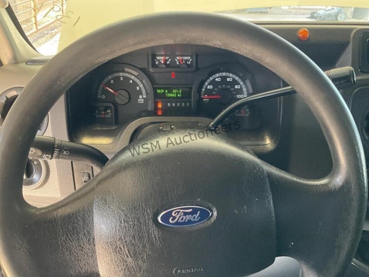 2011-ford-cargo-image-20