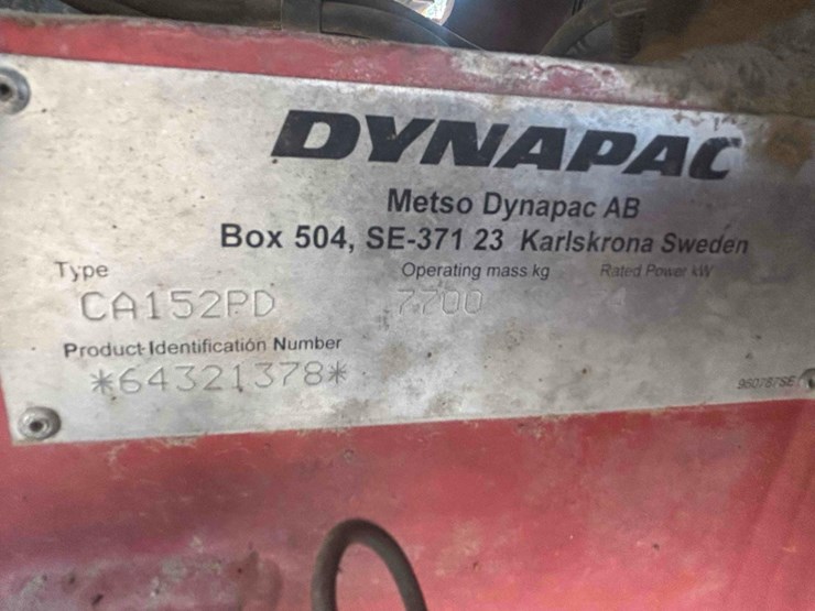 2004-dynapac-ca152pd-image-27