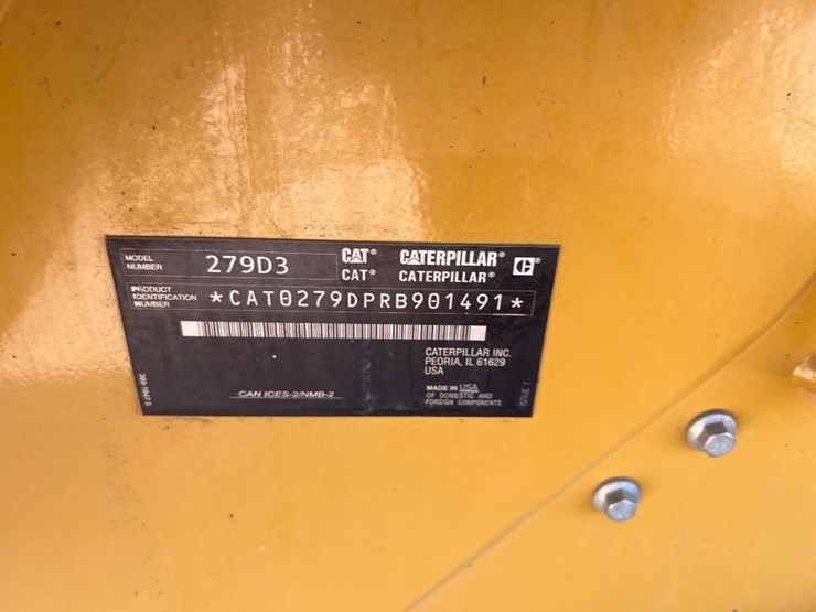 2020-caterpillar-279d3-image-17