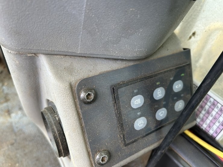 2006-caterpillar-320c-image-42