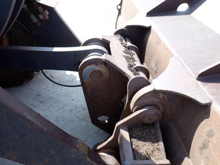 2009-deere-644k-image-23