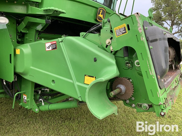 2010-john-deere-9770-sts-image-14