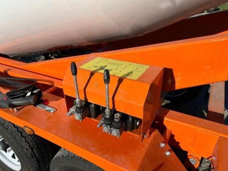 2024-2-cubic-meter-tow-behind-tri/a-concrete-mixer-image-21