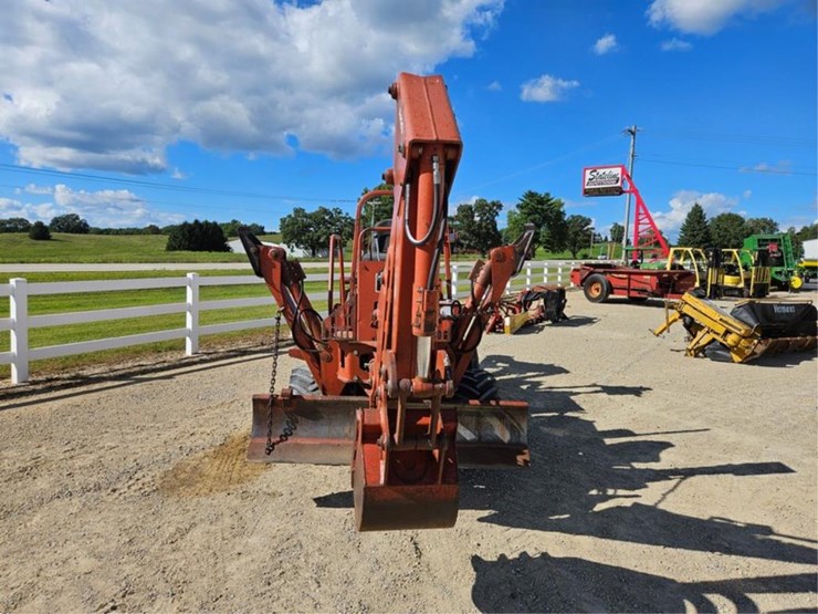 ditch-witch-5110-image-8