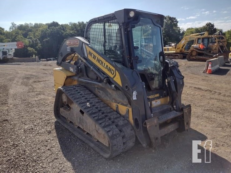 2015-new-holland-c232-image-38