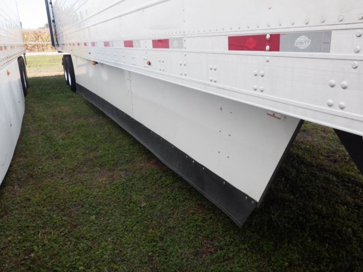 2024-utility-3000r-image-3