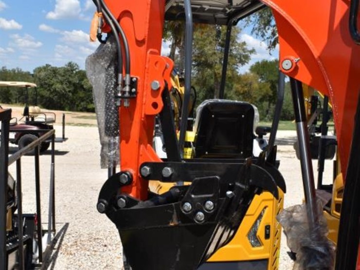 nt18k-mini-excavator-(kubota-diesel-engine)-(serial-#-nt18k2025j0626012)-(k-image-5