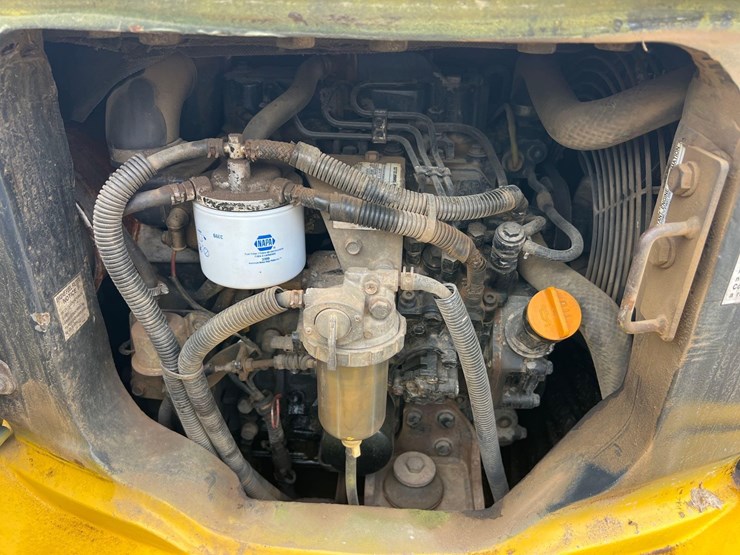 komatsu-pc35mr-2-image-7