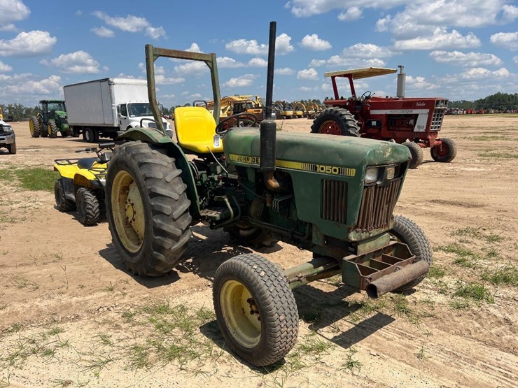 john-deere-1050-image-6