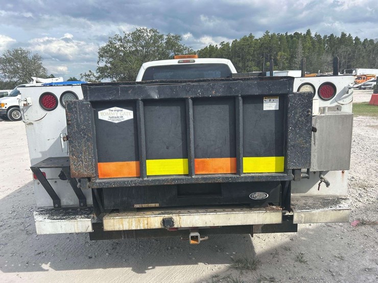 2012-ford-f450-image-33