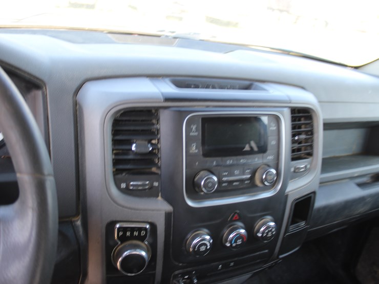 2018-dodge-1500-image-8