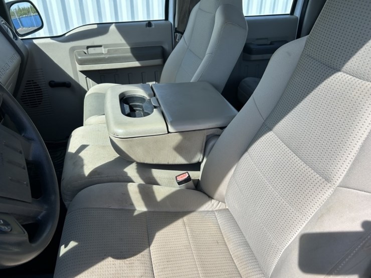 2008-ford-f350-xl-image-18