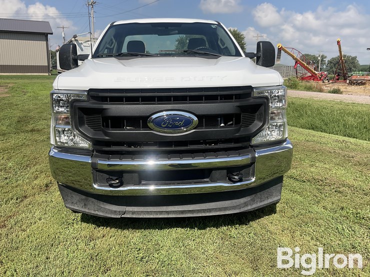 2021-ford-f350-image-2