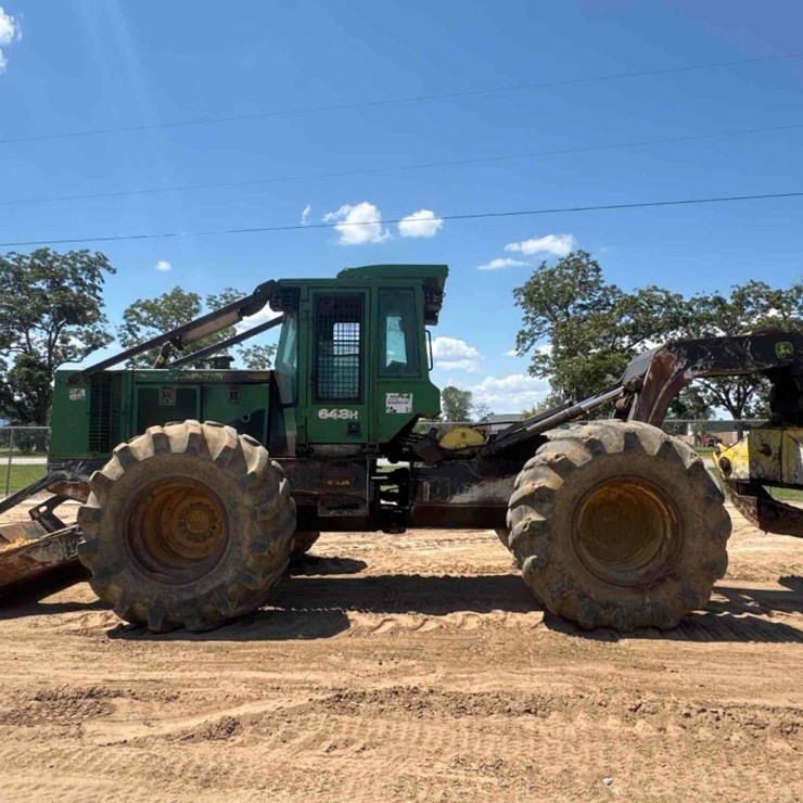2010 DEERE 648H