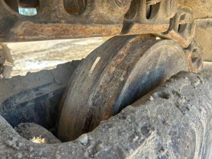 2010-caterpillar-324dl-image-66