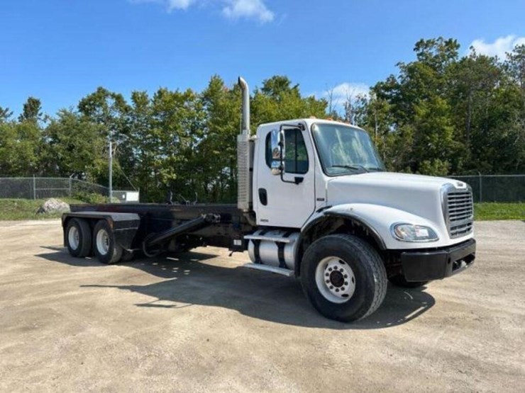 2005-freightliner-m2112-business-class-m2-t/a-1fvh-image-2