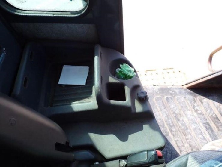 2009-deere-644k-image-16