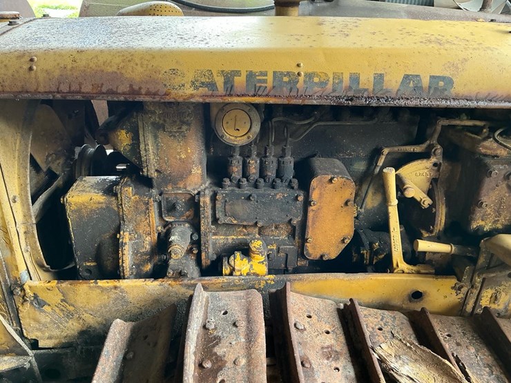 caterpillar-d2-image-12