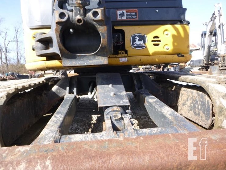 2022-deere-35g-image-22
