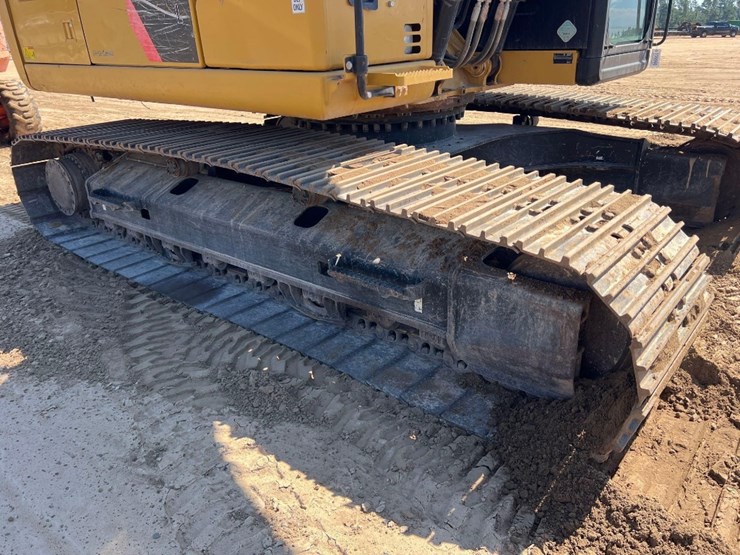 2017-caterpillar-323fl-image-13