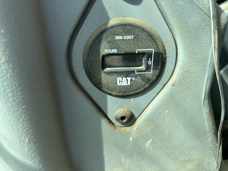 2018-caterpillar-c7-image-43