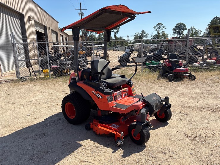 kubota-zd326-image-2
