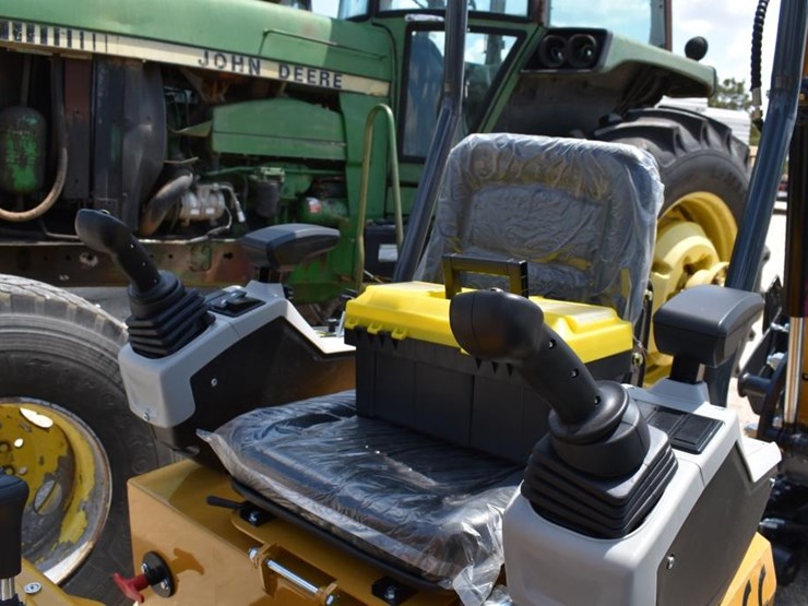 mx12rx-mini-excavator-(serial-#-mx12rx2025j001060)-(k)-image-7