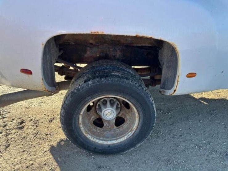 2008-chevrolet-silverado-3500hd-image-34