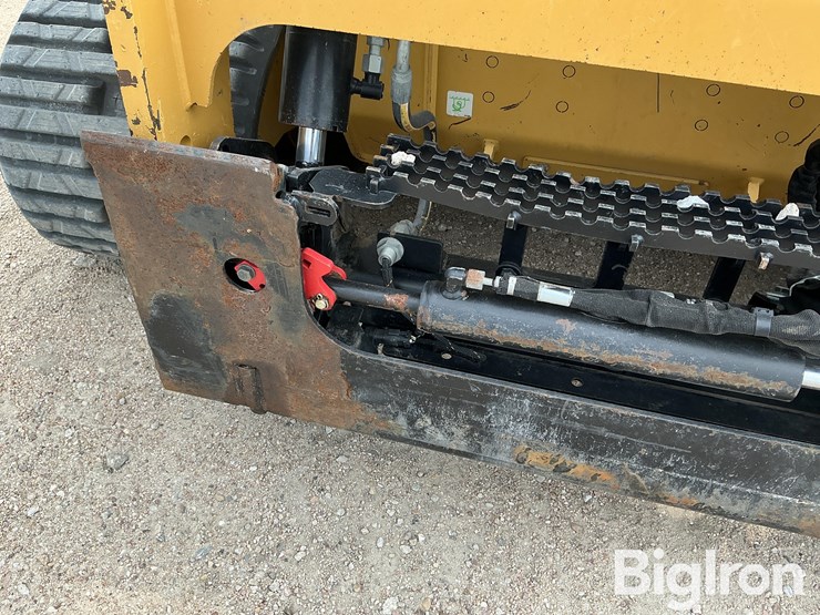 2019-caterpillar-289d3-image-13