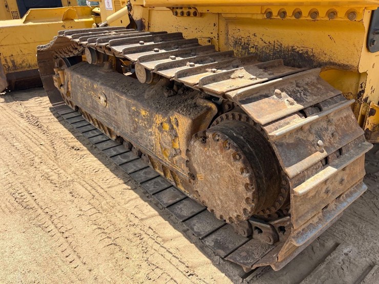 2016-komatsu-d61pxi-23-image-25