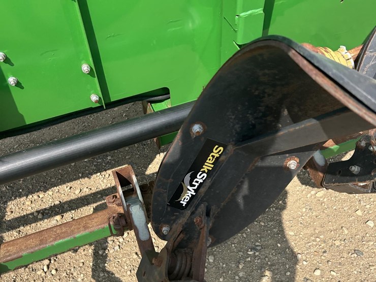 2012-john-deere-618c-image-46