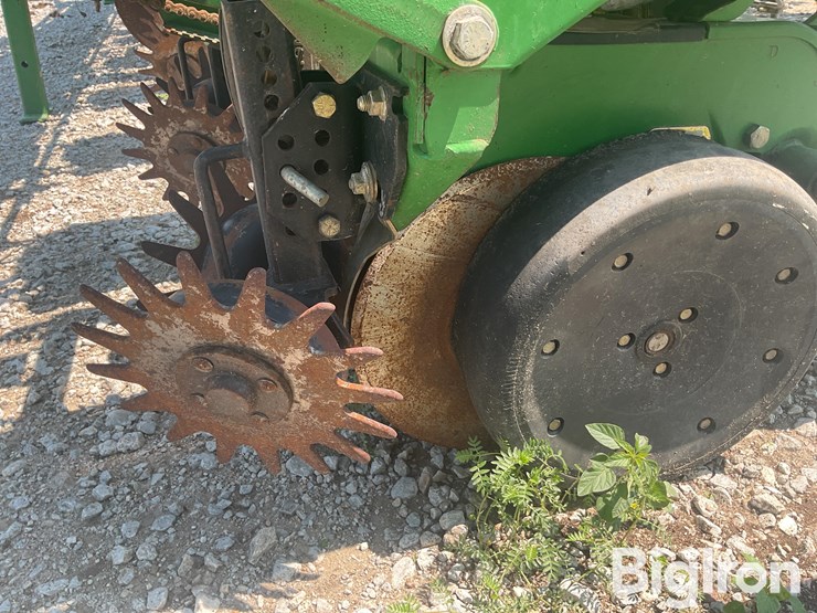 john-deere-1720-image-17