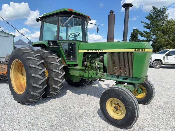 1987-john-deere-4430-image-4