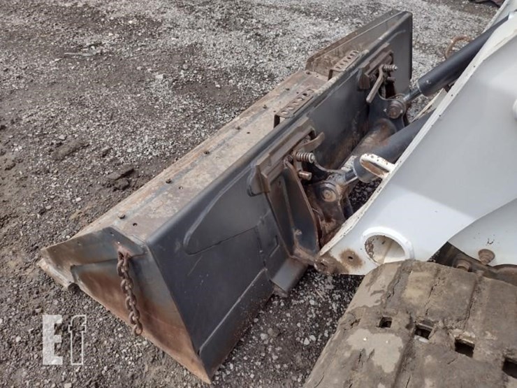 2007-bobcat-t300-image-19