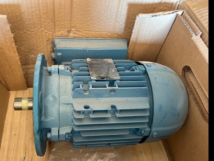 #39-•-eletric-motor-image-1