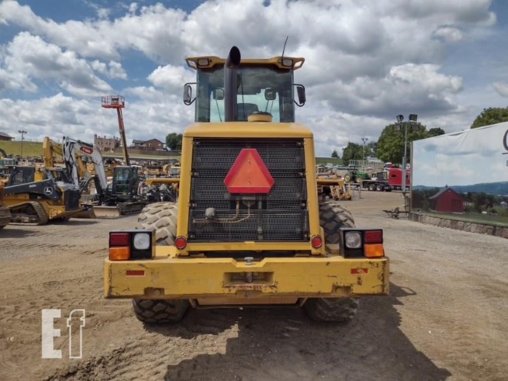 2002-caterpillar-938g-image-4