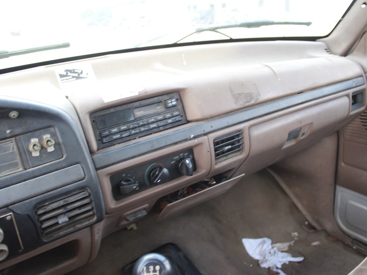 1993-ford-f-super-duty-image-12
