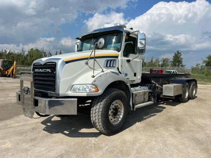 2014-mack-gu533-granite-w/jwh-60-ton-t/a-rolloff-t-image-1