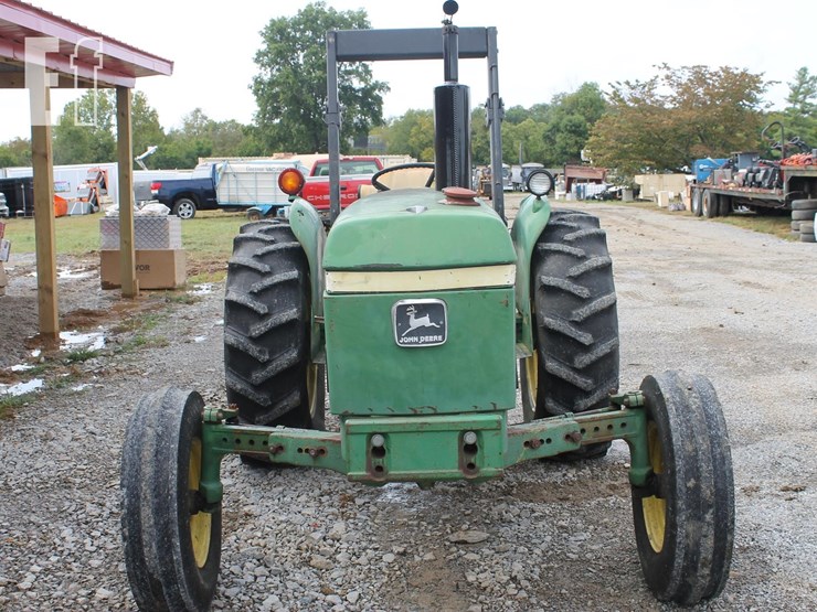 john-deere-2040-image-6