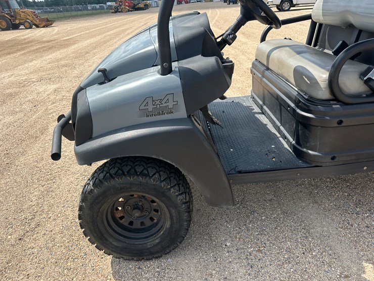 #63-•-carryall-1500,-4x4-intellitrak-kubota-engine,-with-lift-bed-image-17