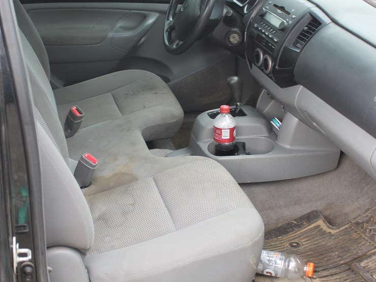 2006-toyota-tacoma-image-10