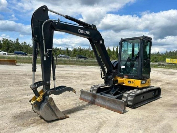 2023-deere-50g-image-1