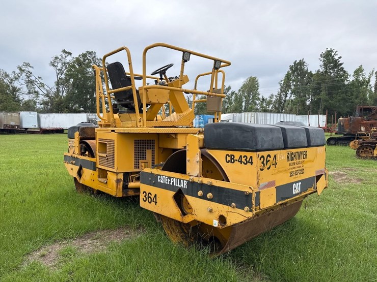 caterpillar-cb-434-image-3