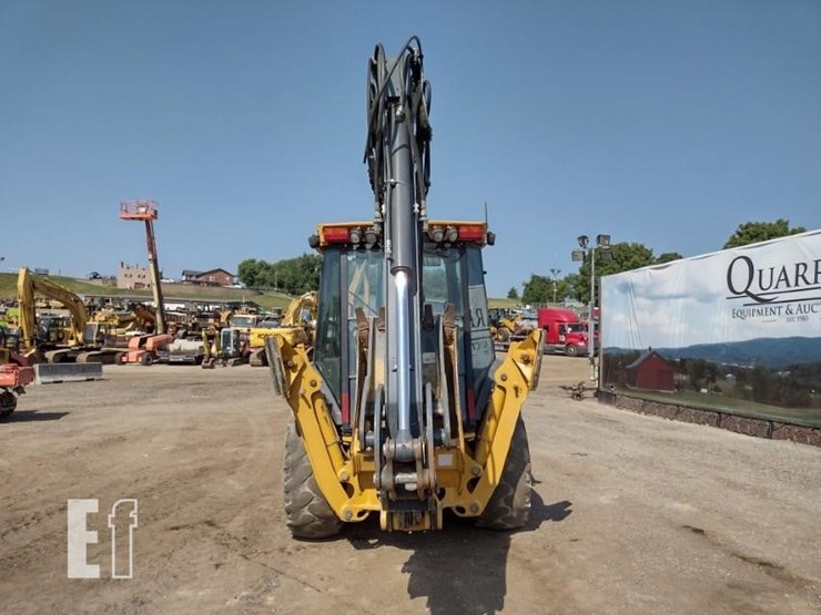 2017-deere-310sl-image-4