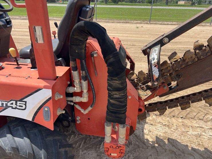 2014-ditch-witch-rt45-image-8